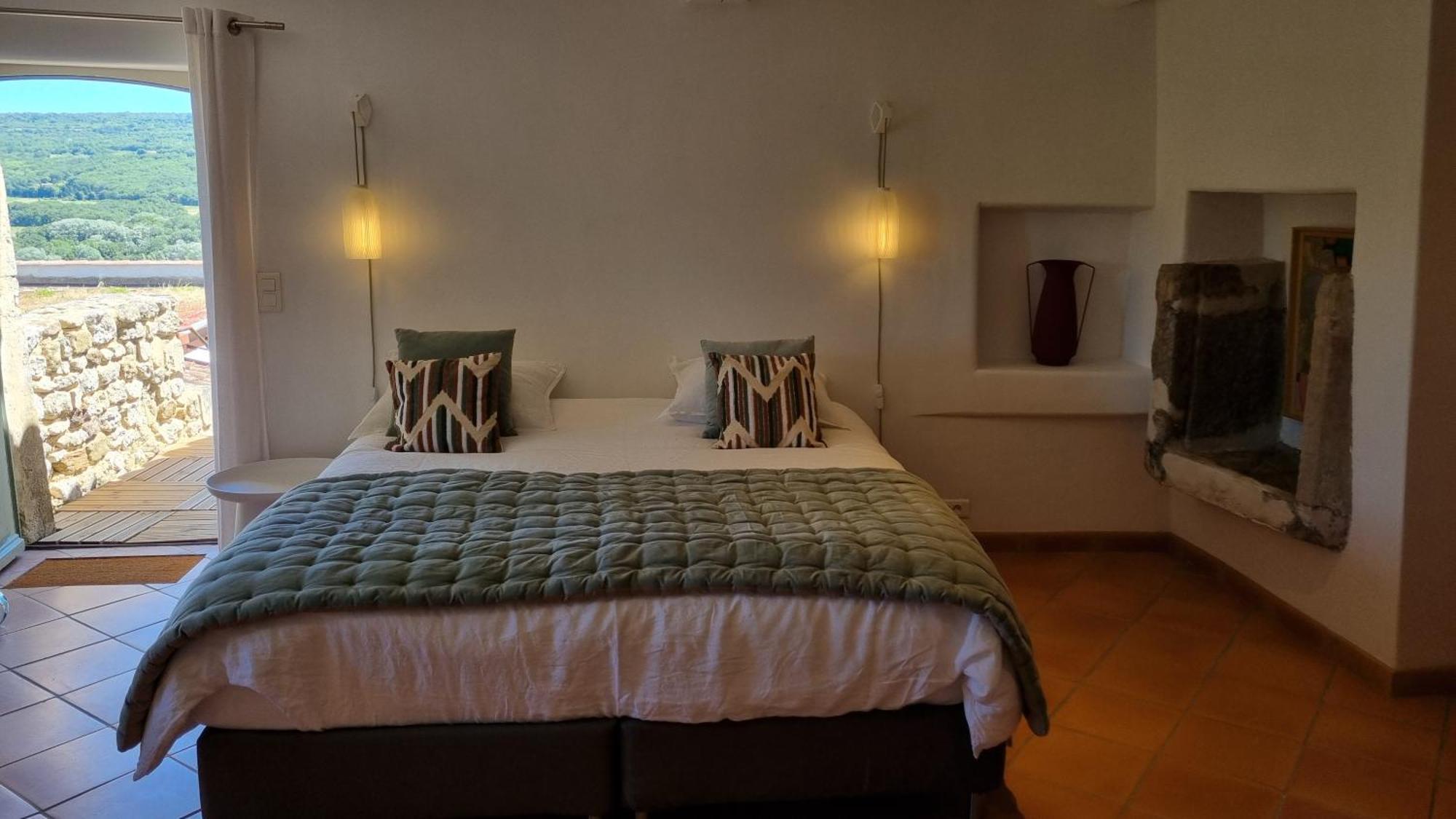 Bed and Breakfast Les Toits De Valaurie Екстер'єр фото