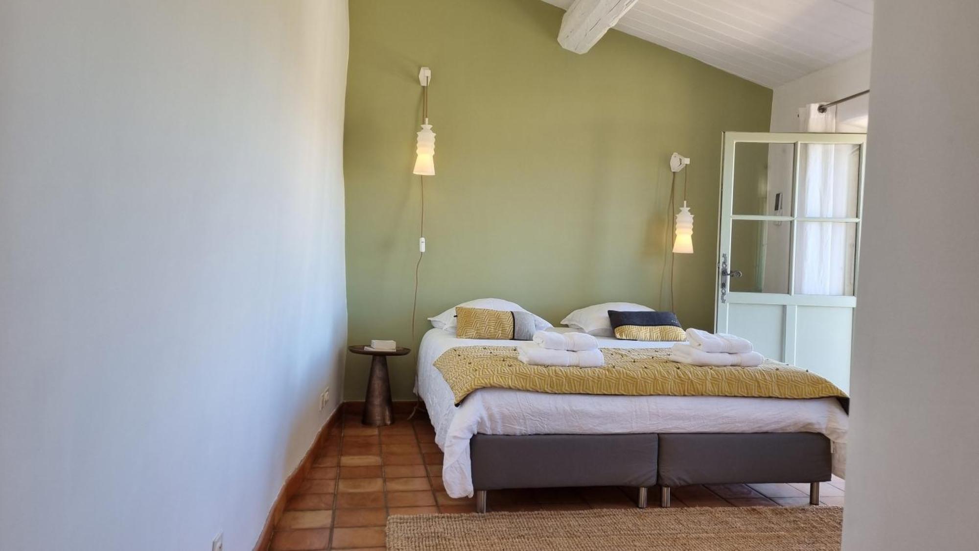 Bed and Breakfast Les Toits De Valaurie Екстер'єр фото