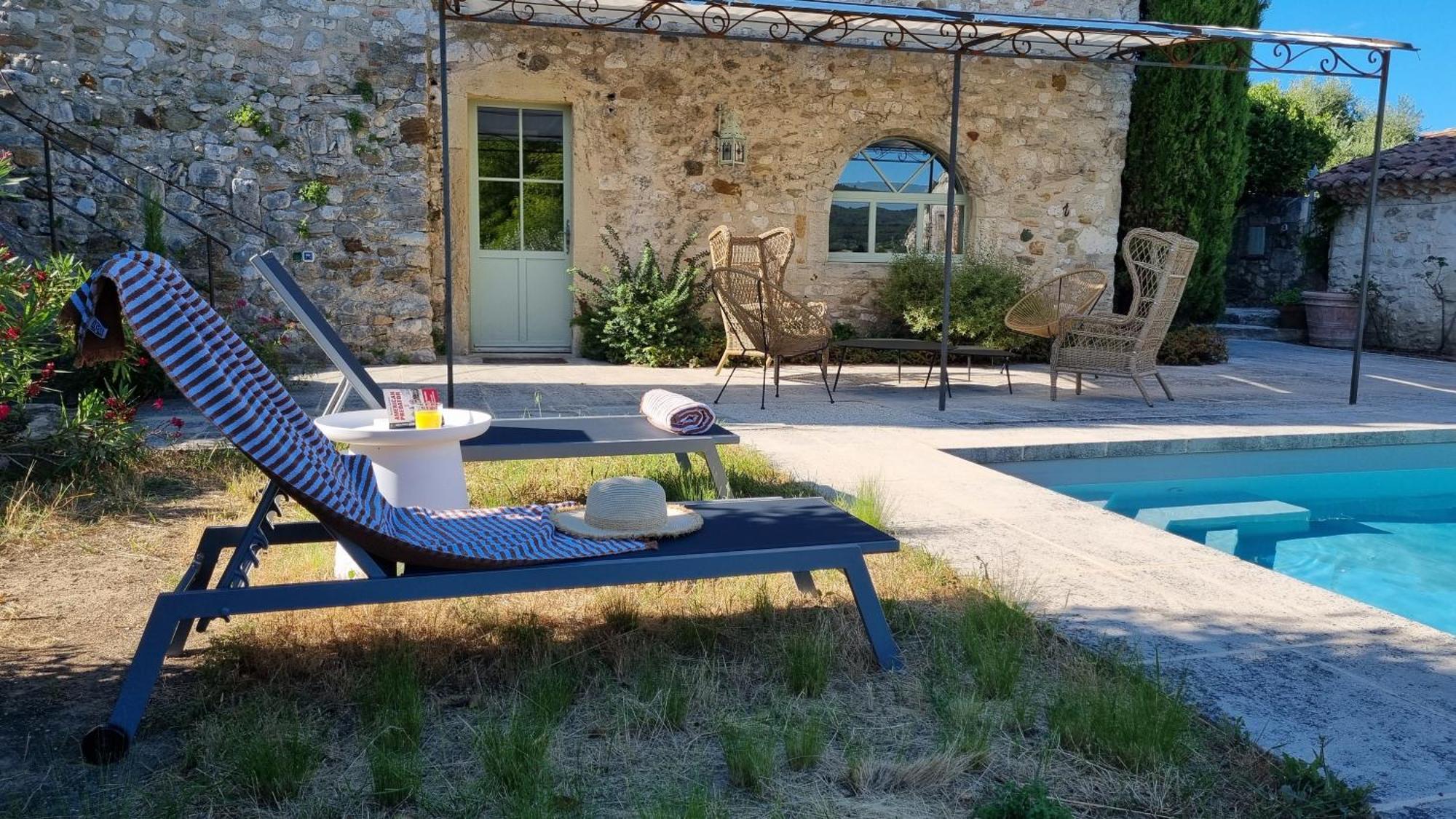 Bed and Breakfast Les Toits De Valaurie Екстер'єр фото