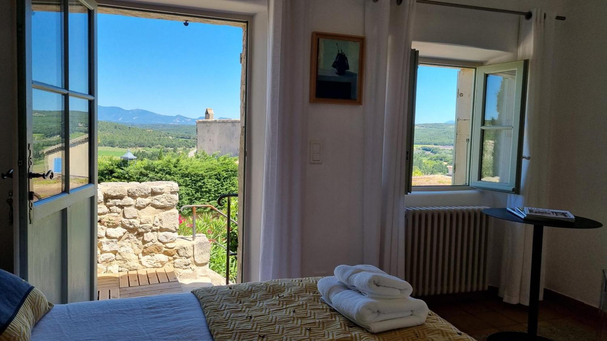 Bed and Breakfast Les Toits De Valaurie Екстер'єр фото
