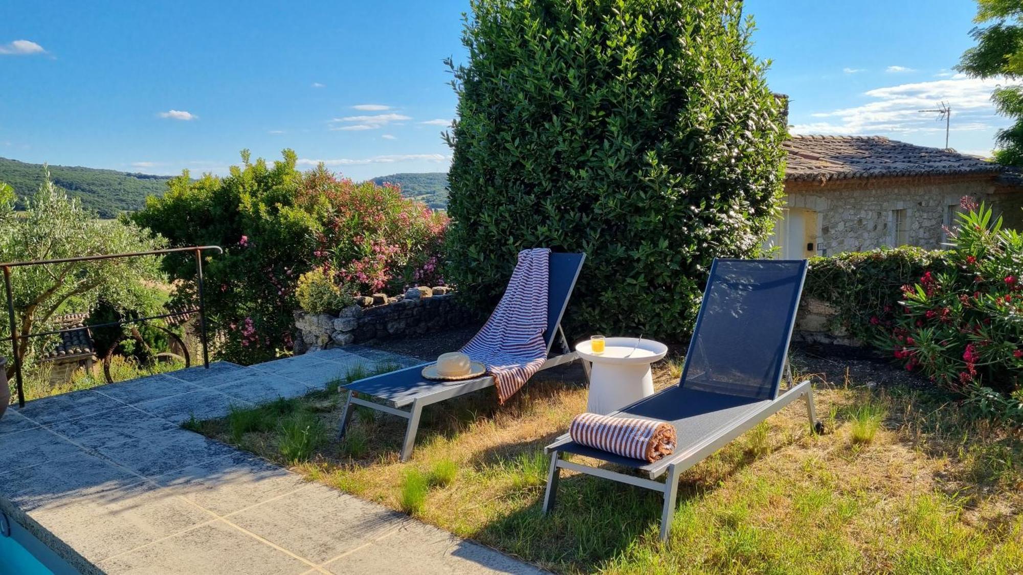 Bed and Breakfast Les Toits De Valaurie Екстер'єр фото